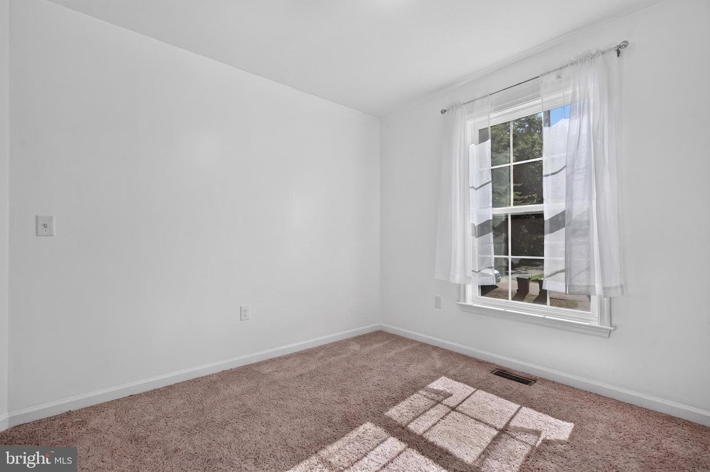 108 Waring Drive photo 19