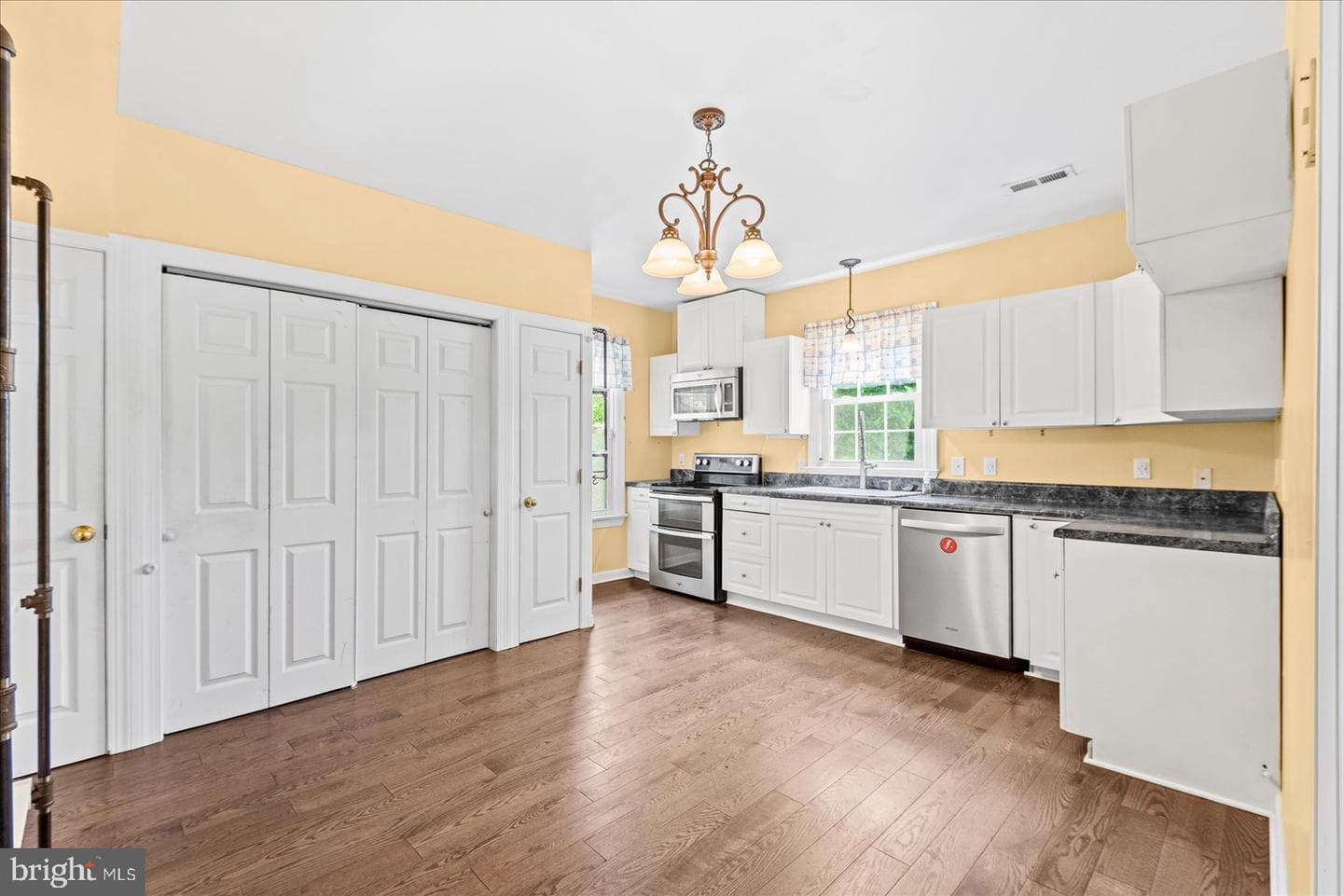 11456 Chesterfield Road photo 19