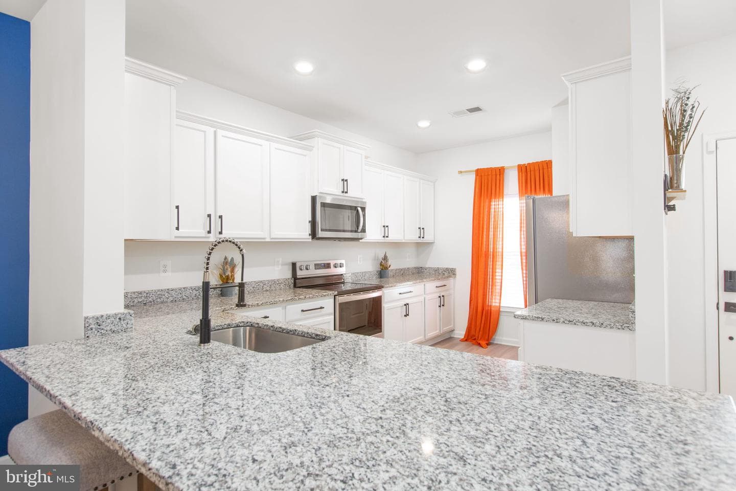 17031 Brookwood Drive photo 5