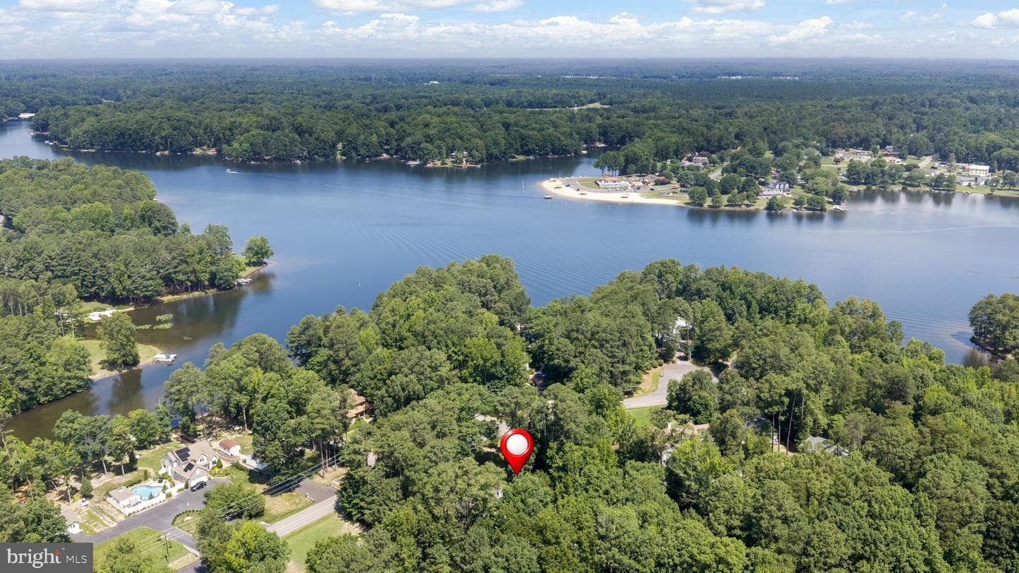 71 Lake Caroline Drive photo 40