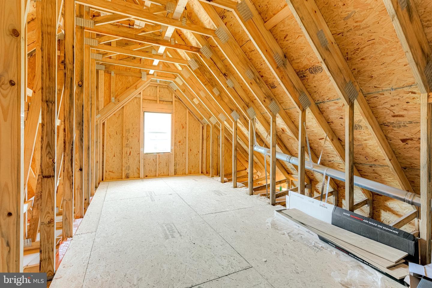 172 Logan Way photo 32