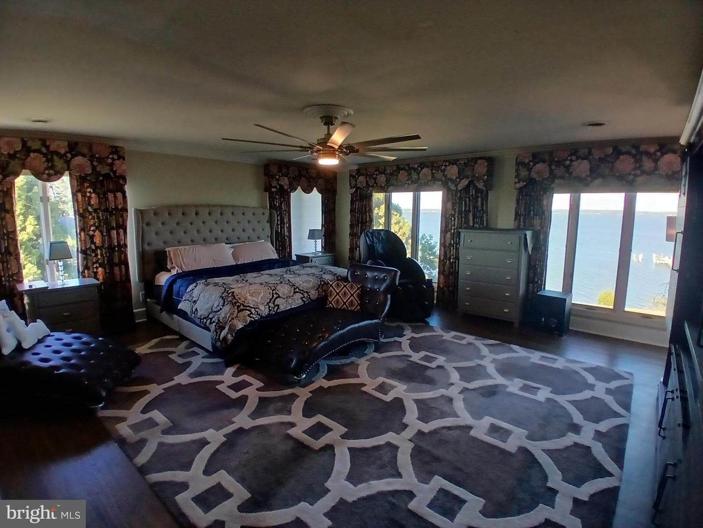393 Daingerfield Road photo 17