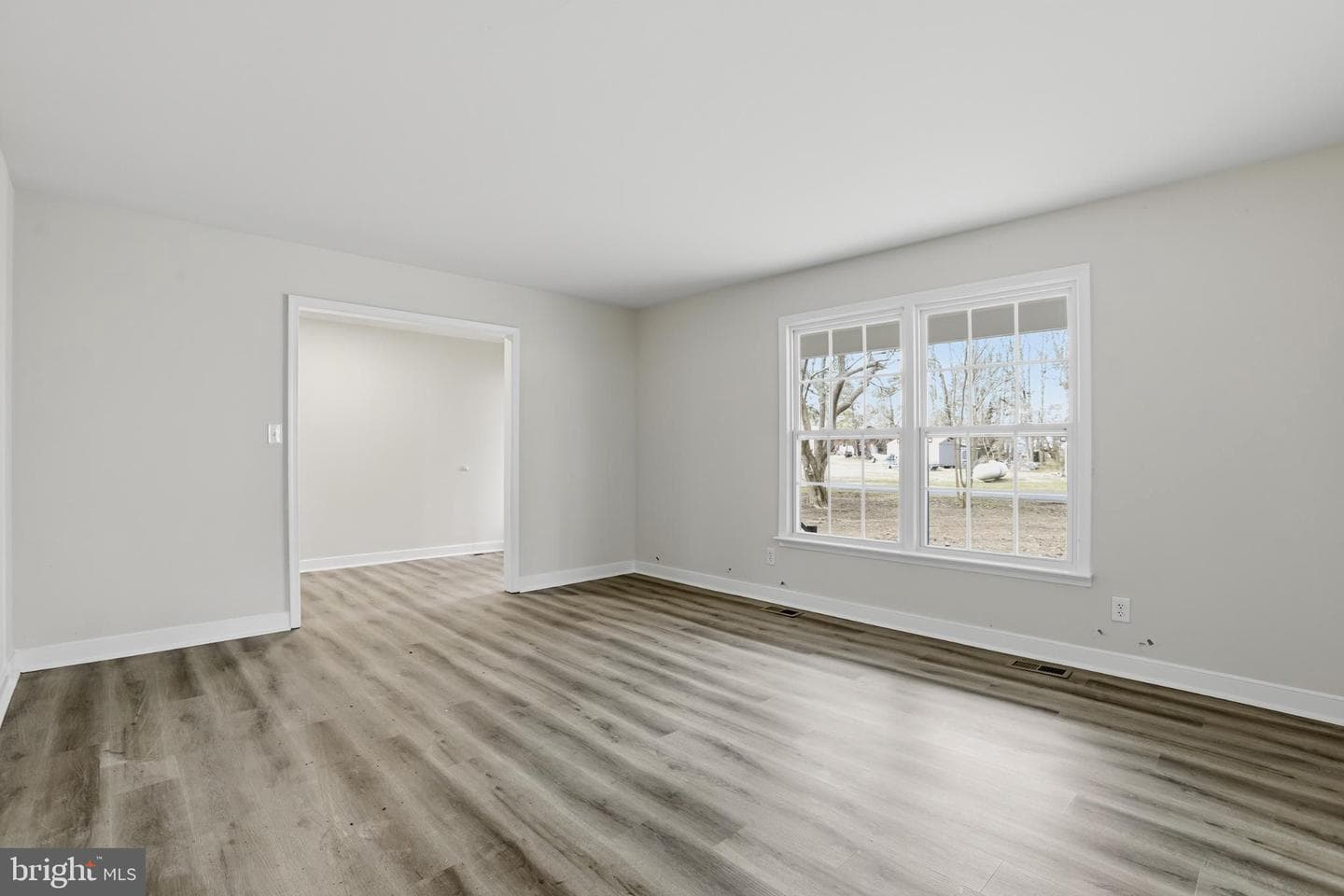 192 E Banbury Road photo 17