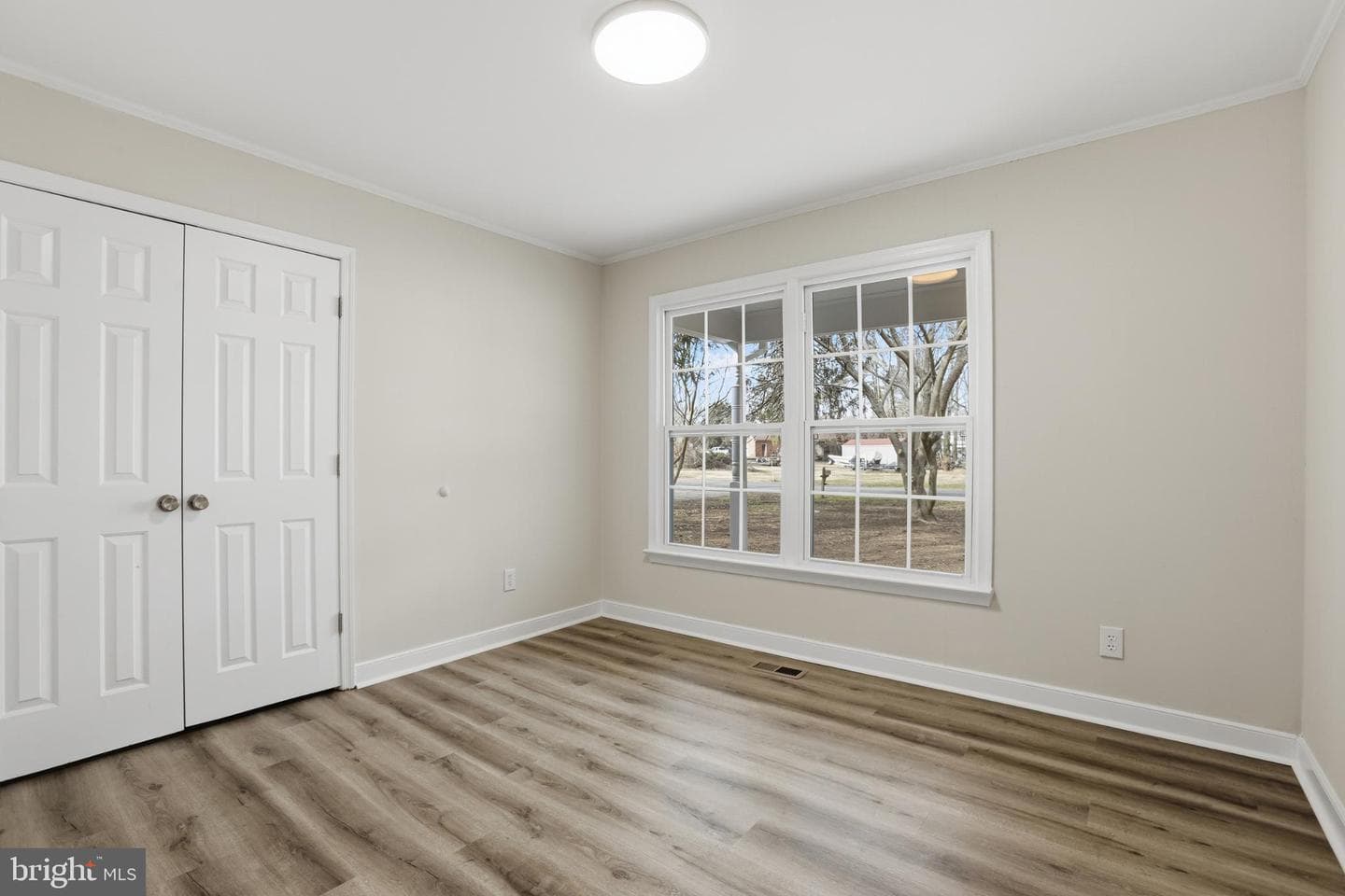 192 E Banbury Road photo 33