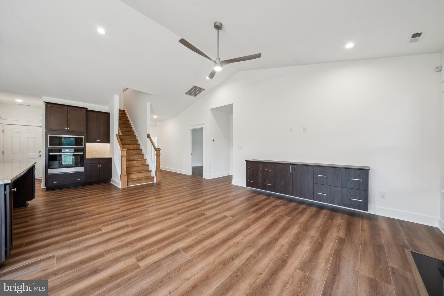 114 Logan Way photo 8