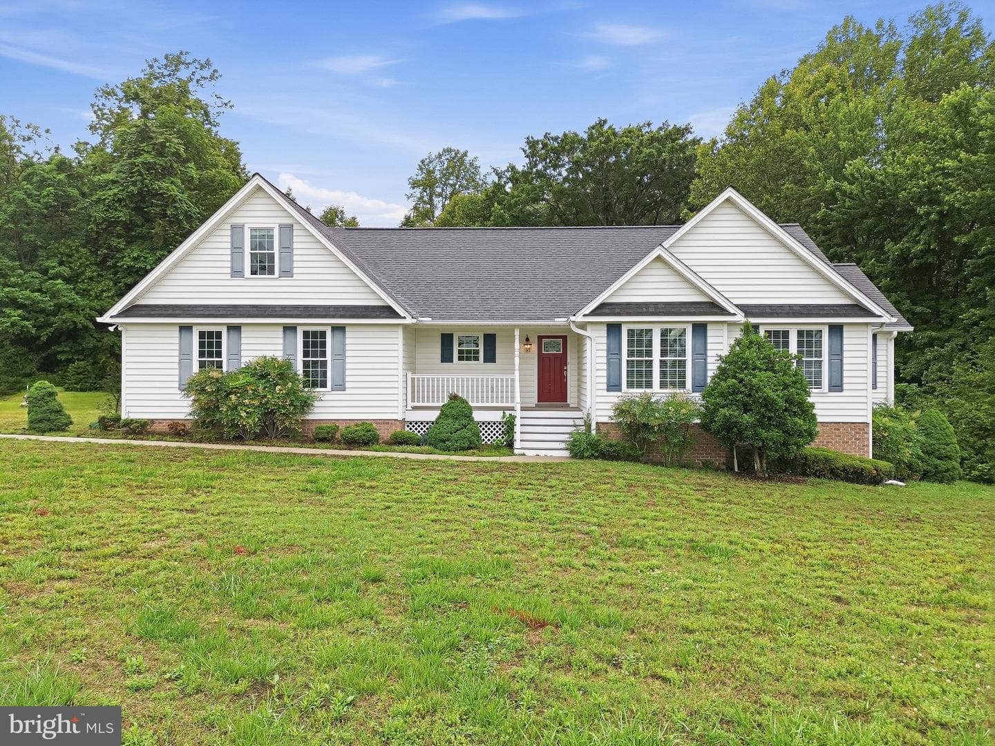 555 Clements Dr photo 7