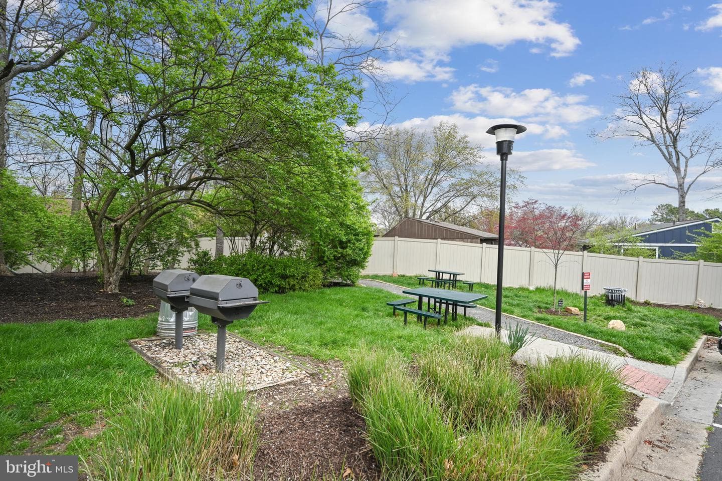 600 Roosevelt Blvd #512 photo 20