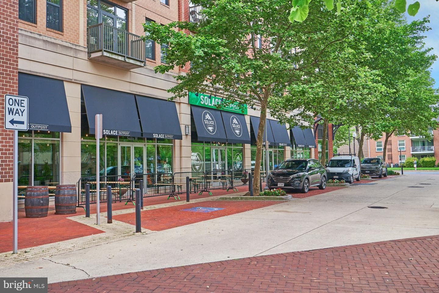 444 W Broad Street #409 photo 27