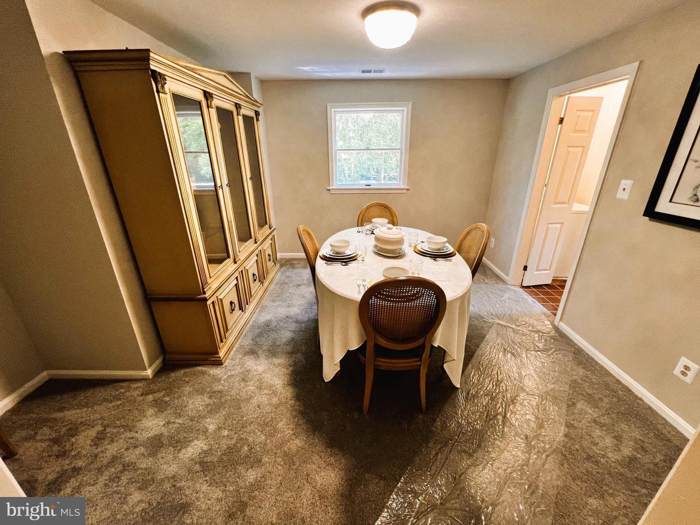 222 E Fairfax Street photo 16