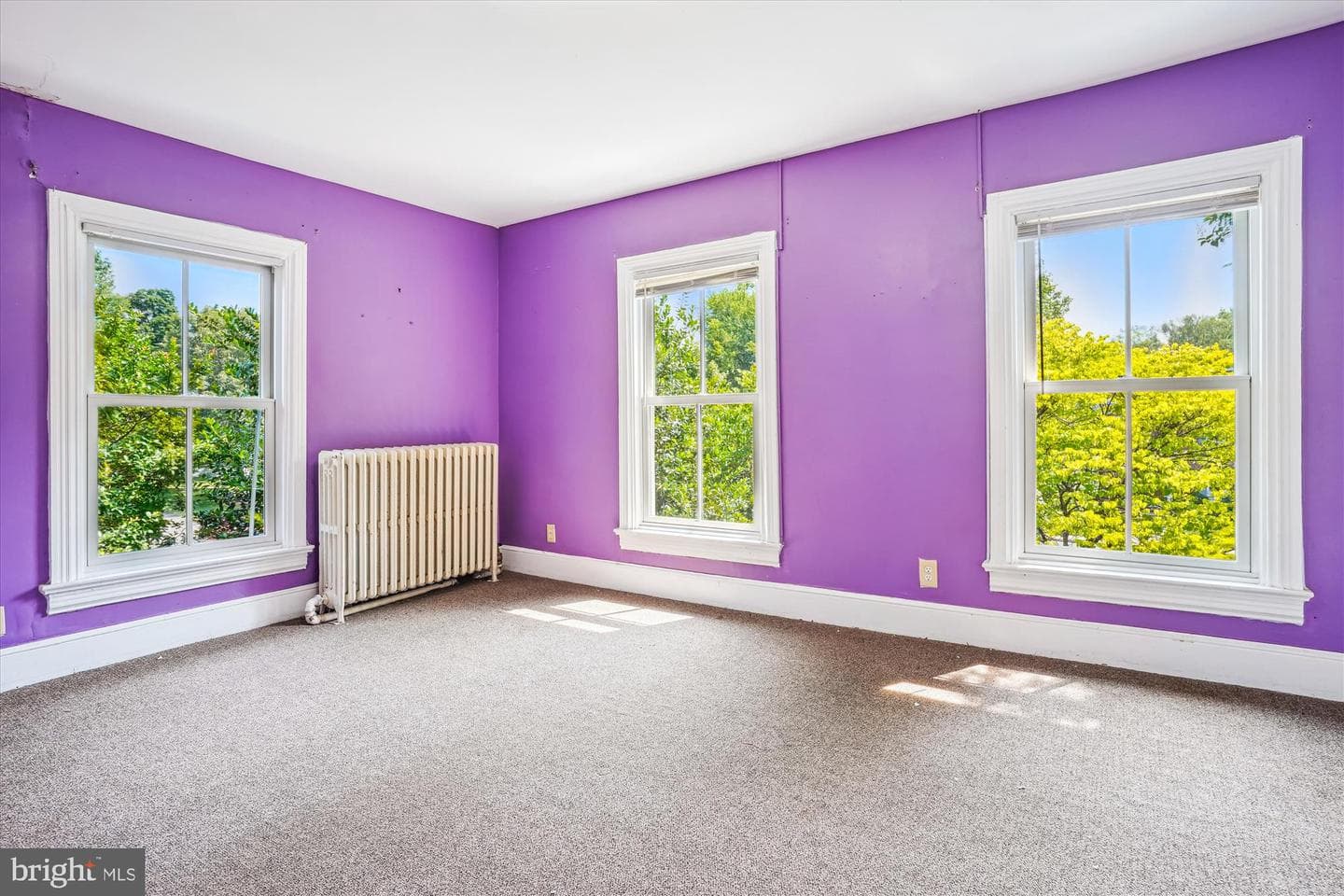 209 E Broad Street photo 22