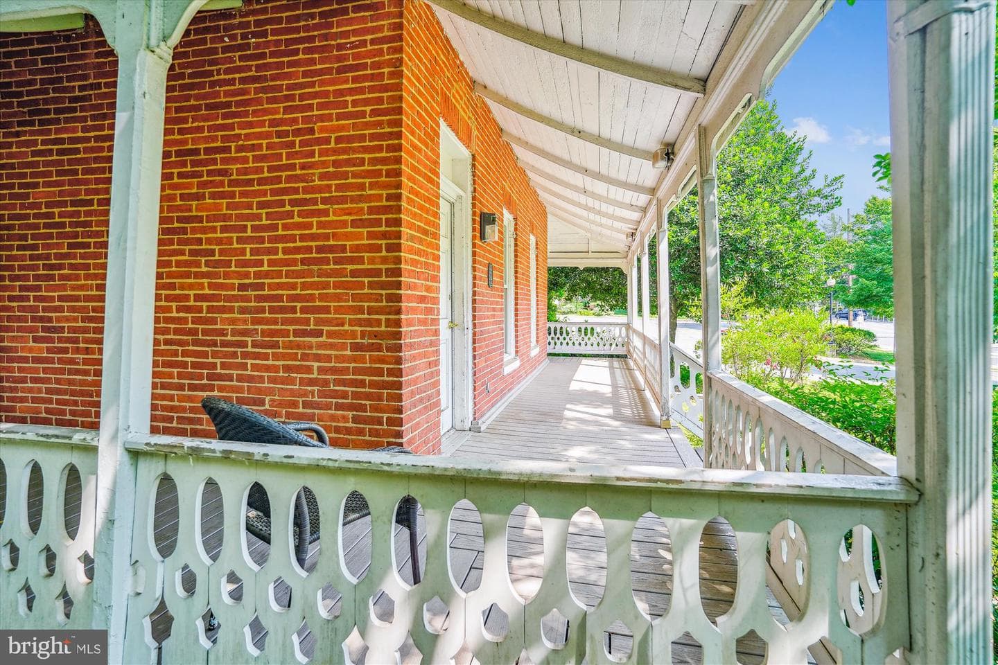 209 E Broad Street photo 7