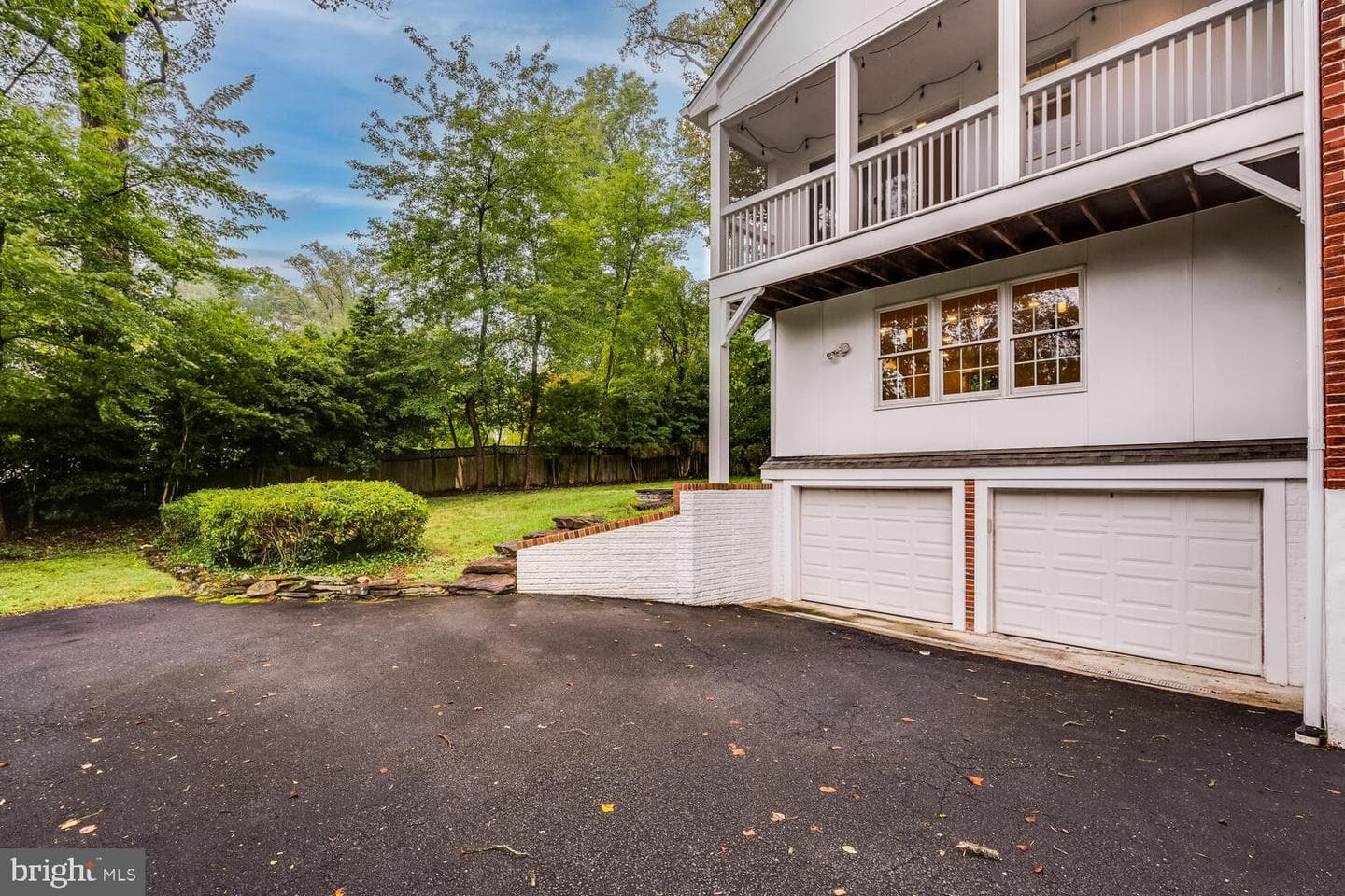 1307 Tracy Place photo 2