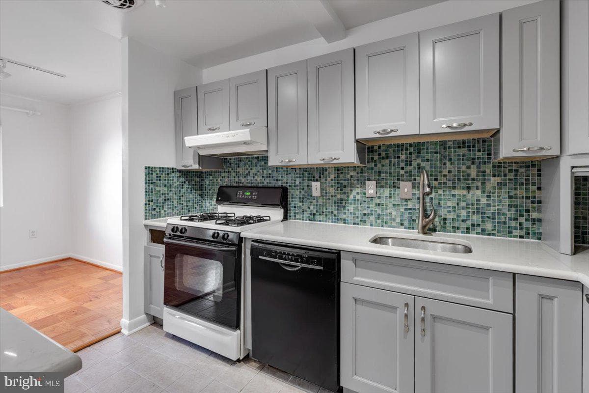 200 N Maple Avenue #416 photo 13