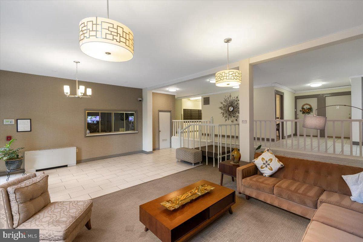 200 N Maple Avenue #416 photo 2