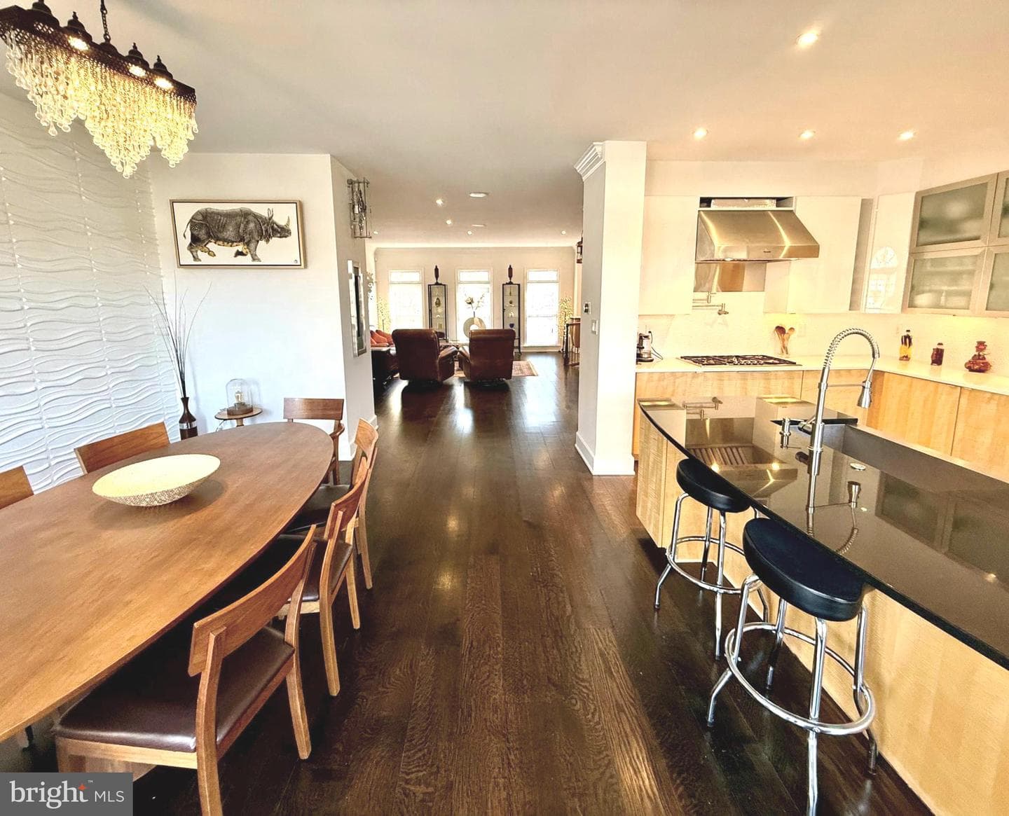 128 Rees Place photo 17