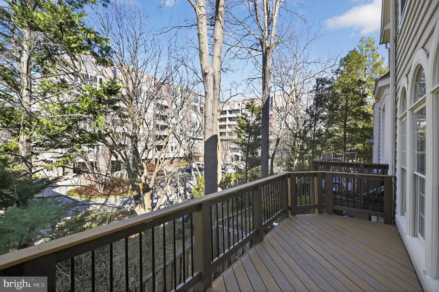 128 Rees Place photo 22