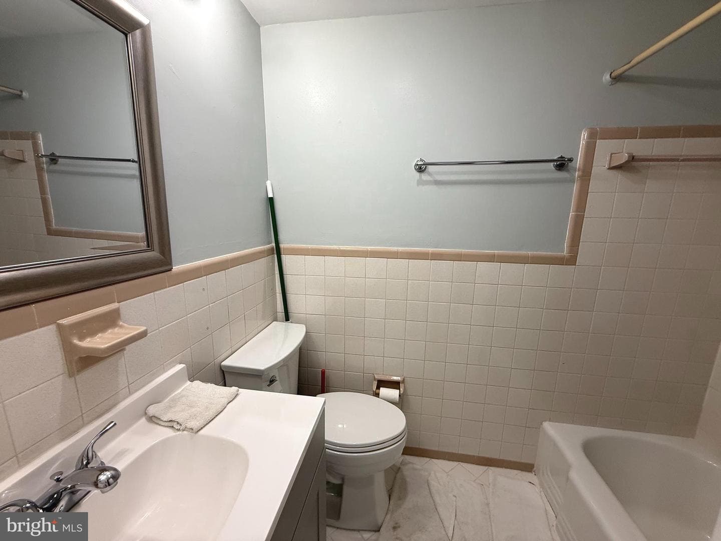 600 Roosevelt Boulevard #611 photo 16