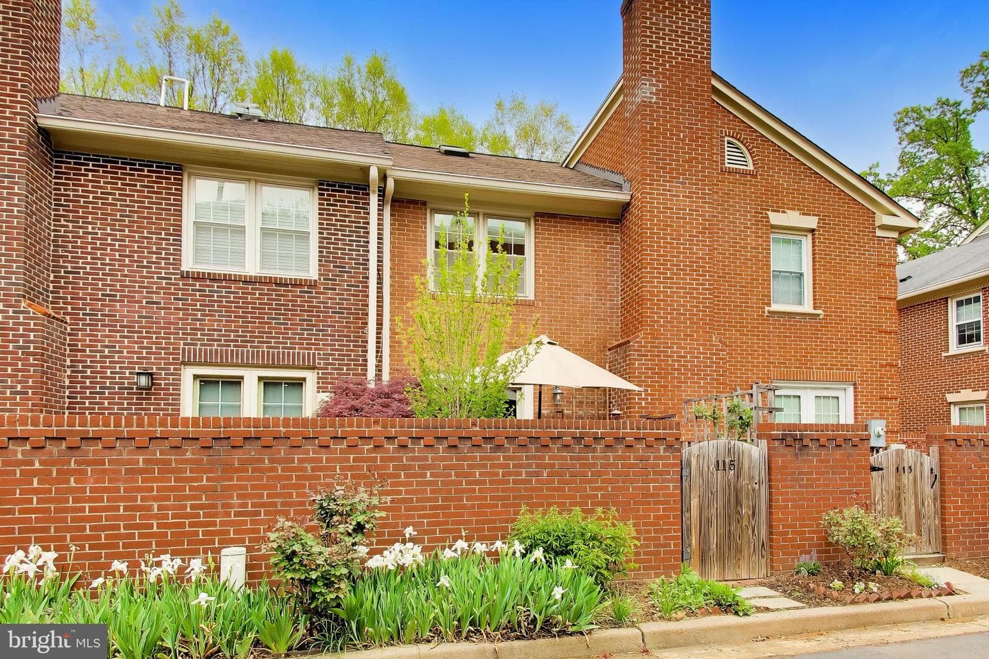 115 Great Falls Street photo 33