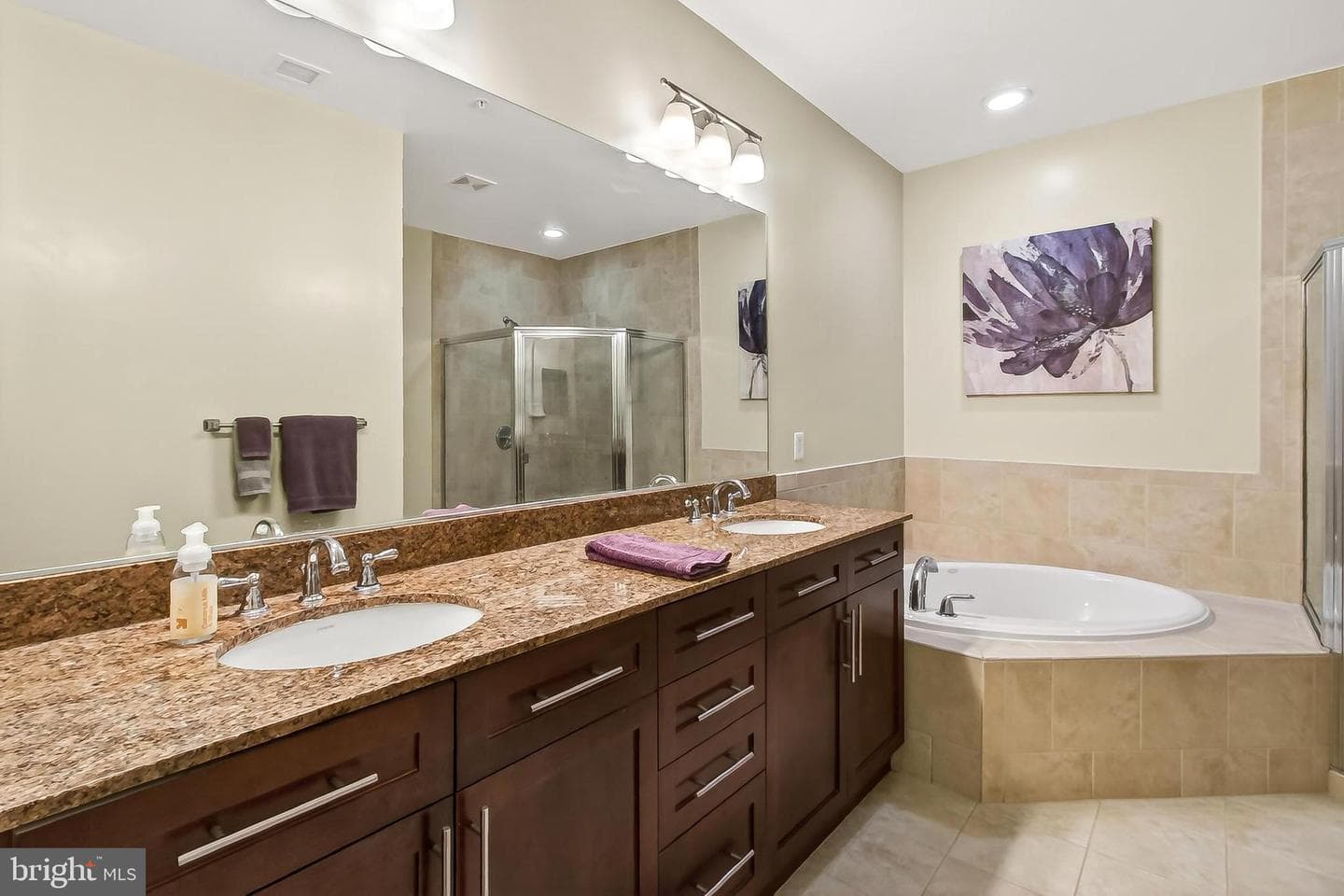 444 W Broad Street #224 photo 20