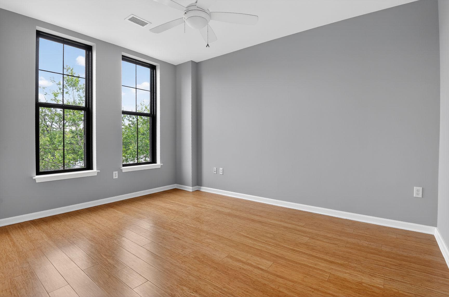 444 W Broad Street #428 photo 11