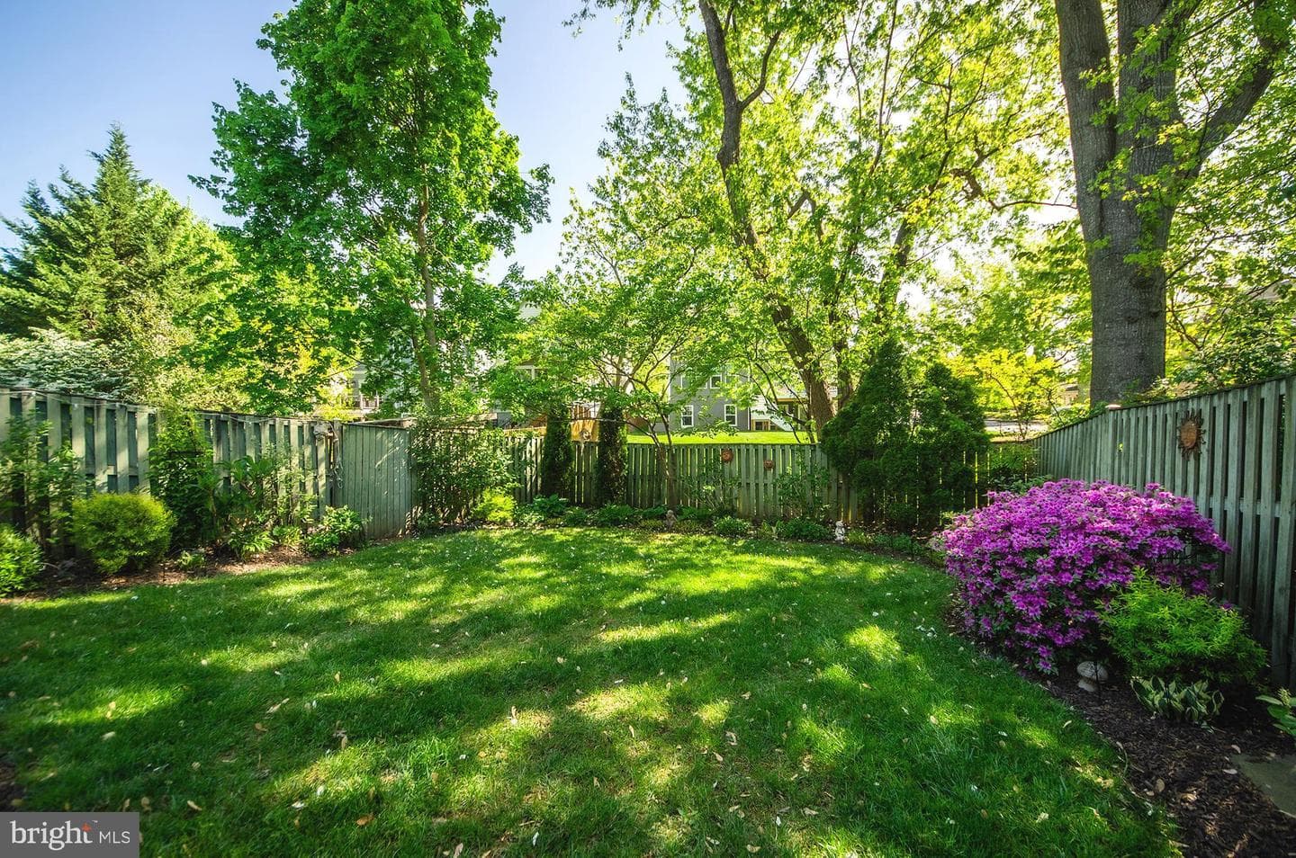 1002 Steeples Court photo 35