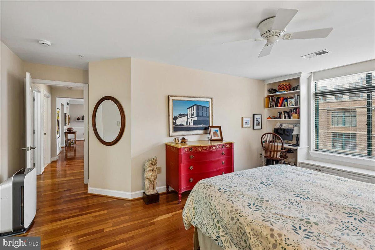 502 W Broad Street #417 photo 14