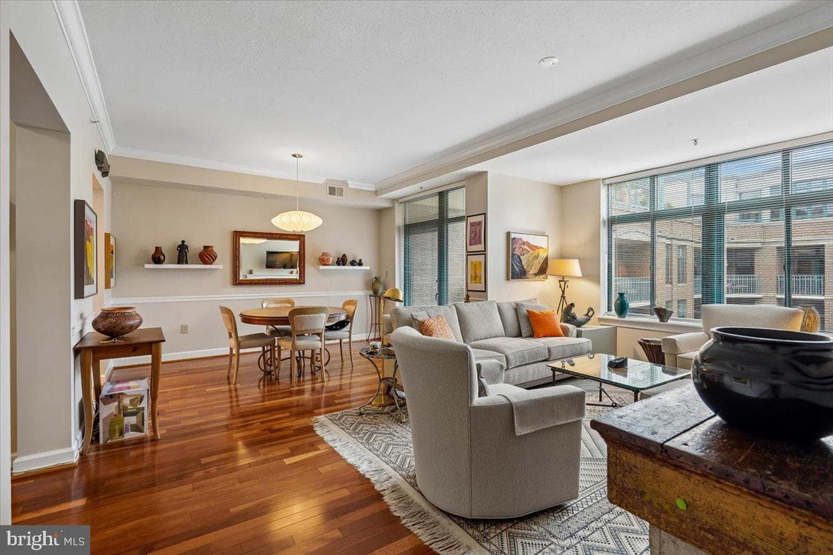 502 W Broad Street #417 photo 7