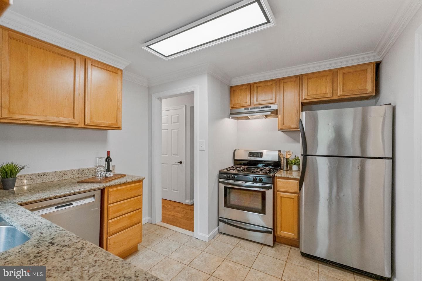 302 S West Street photo 12