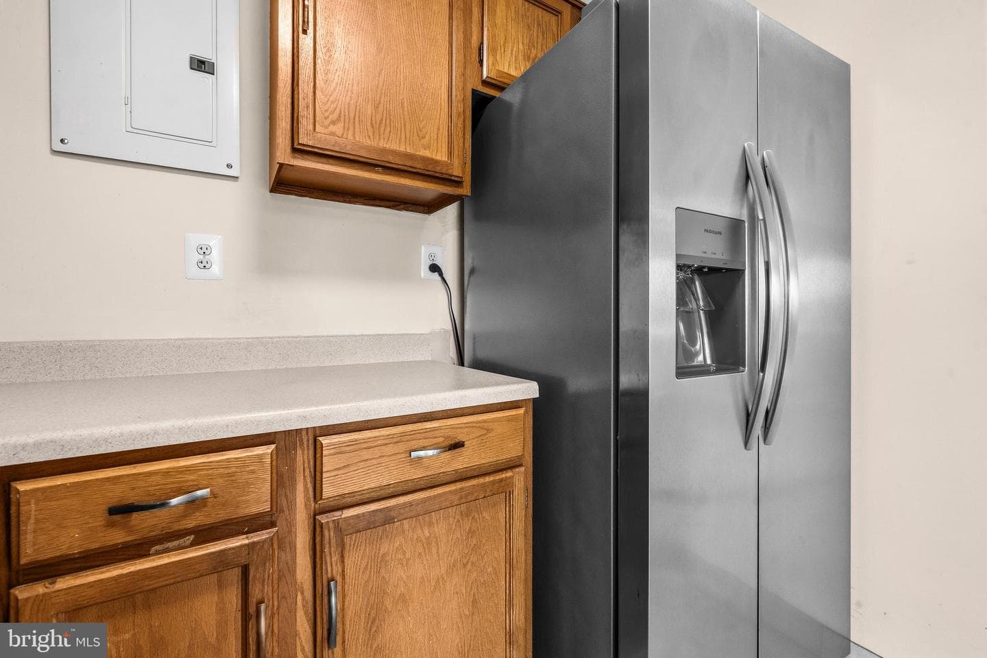 200 N Maple Avenue #613 photo 9