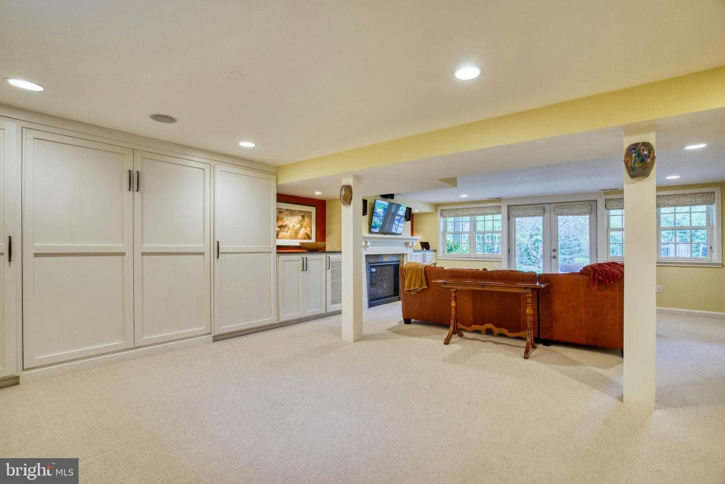 312 N Van Buren Street photo 52