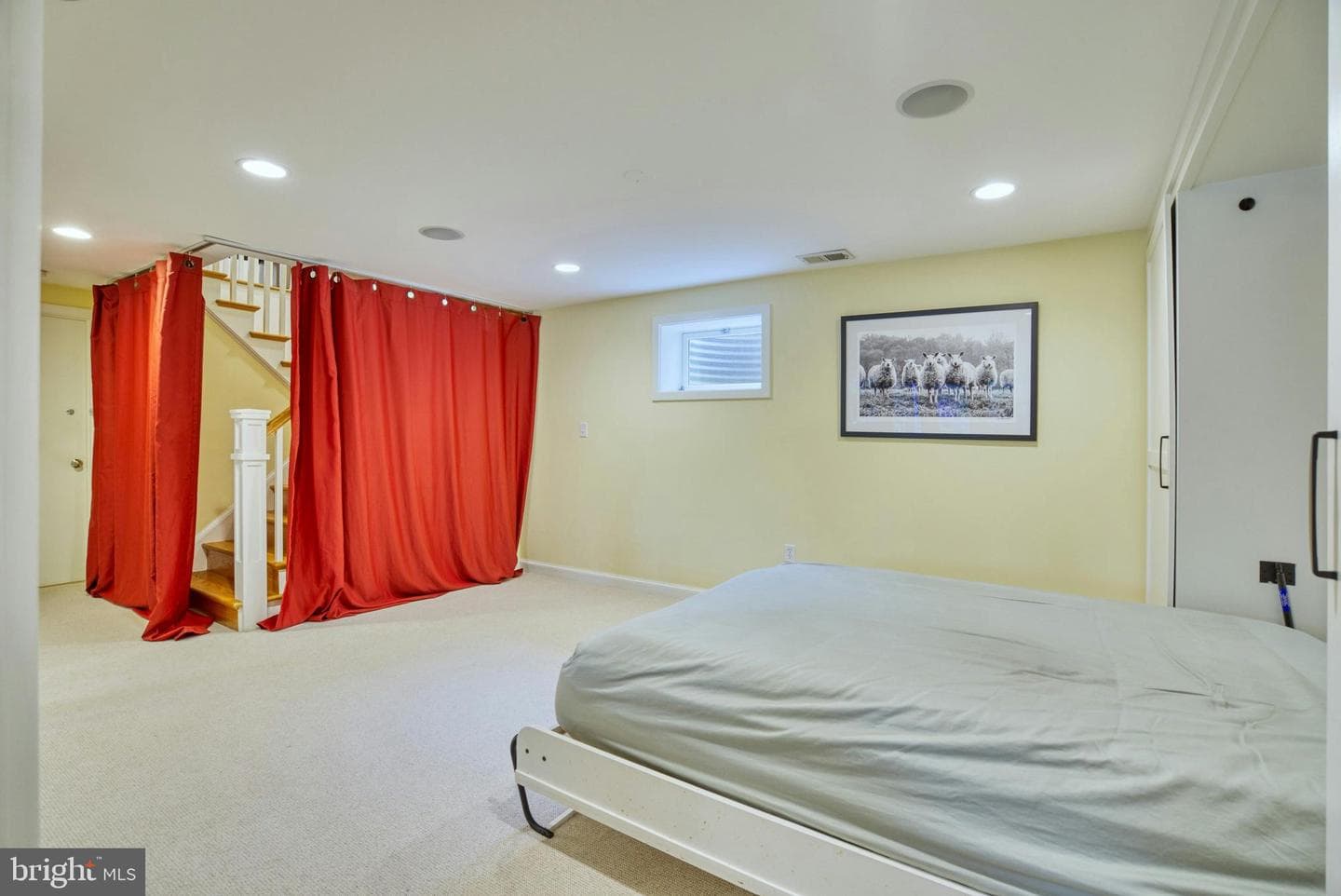 312 N Van Buren Street photo 53