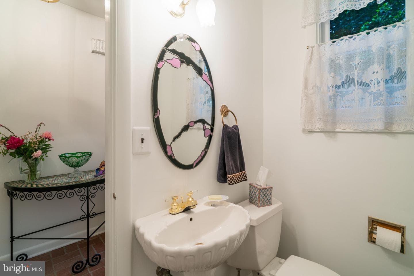 201 Garden Court photo 10