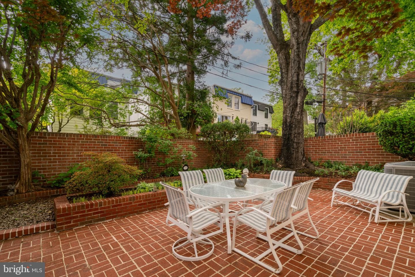 201 Garden Court photo 36