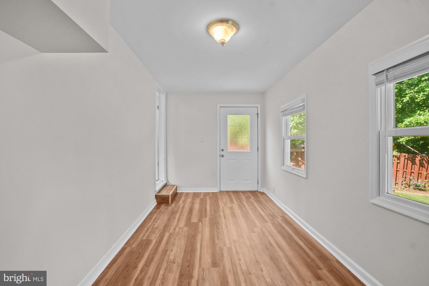 998 N Roosevelt Street photo 27