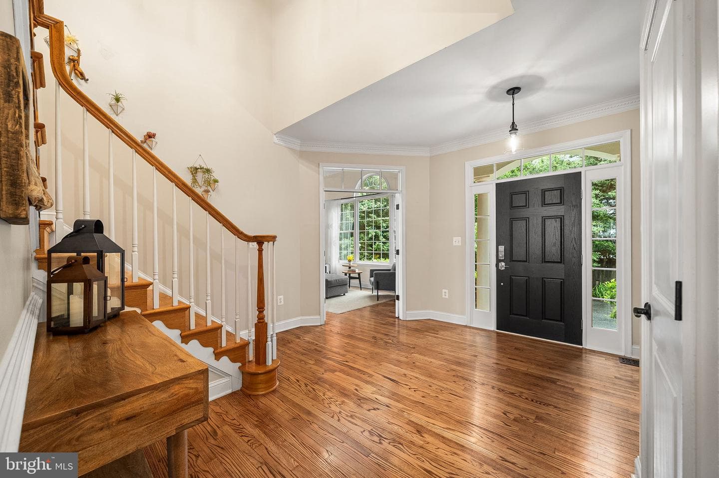 813 Fulton Avenue photo 3