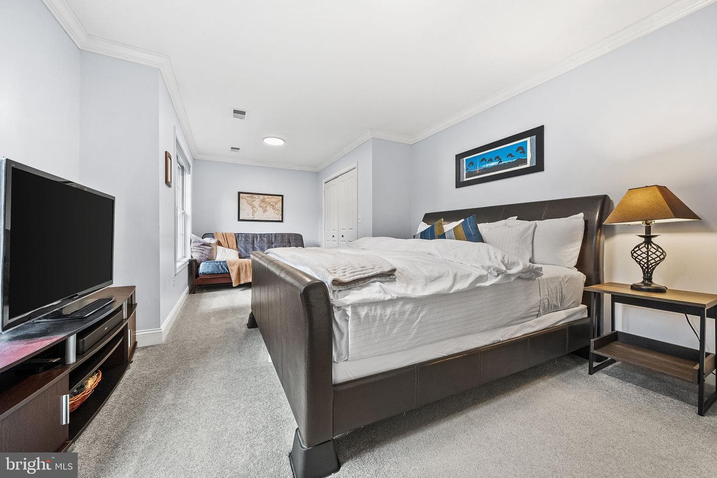 813 Fulton Avenue photo 41