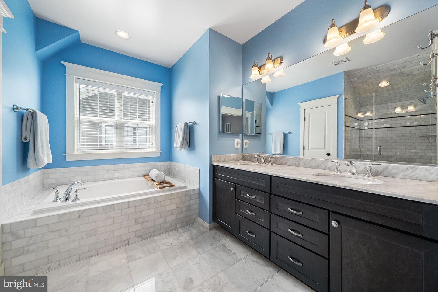 1203b Lincoln Avenue photo 39