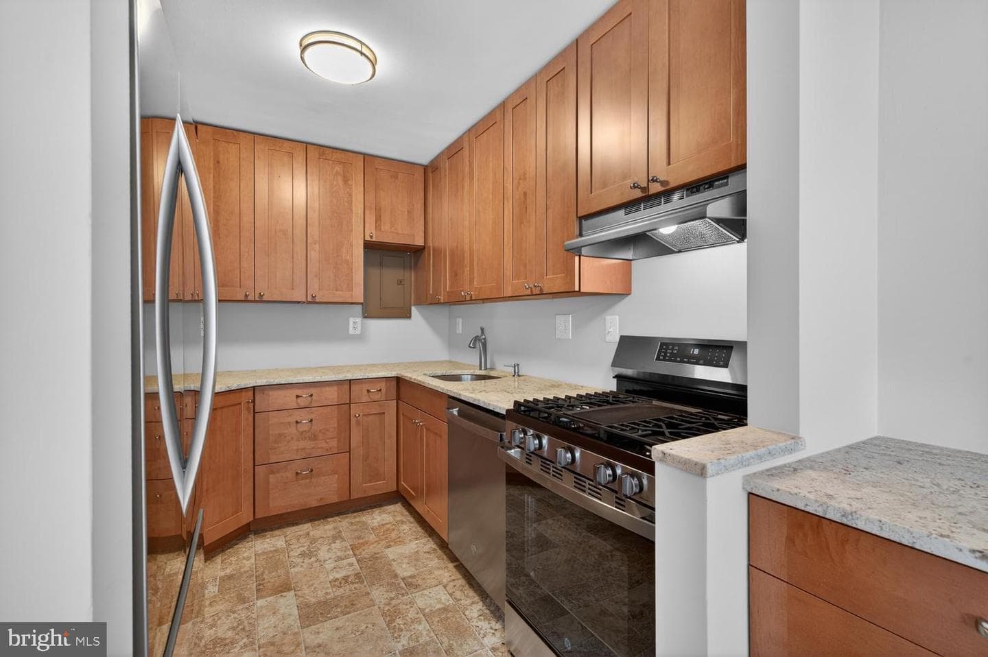 200 N Maple Avenue #206 photo 10