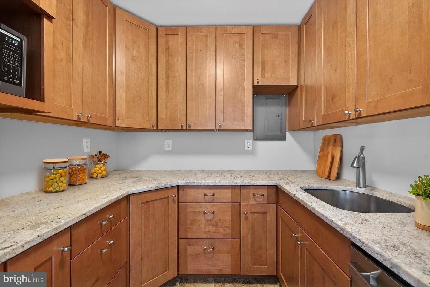200 N Maple Avenue #206 photo 12