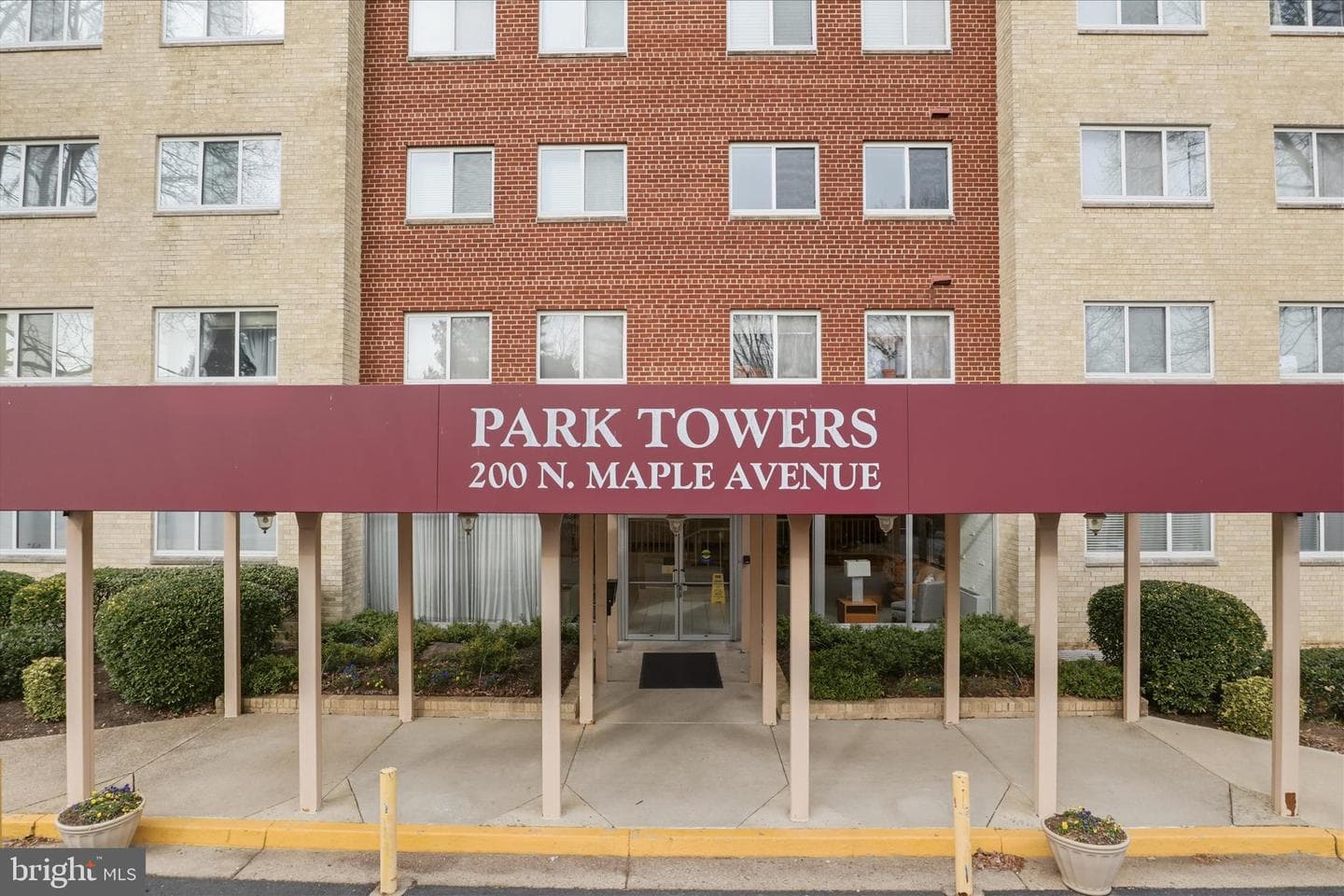 200 N Maple Avenue #212 photo 28