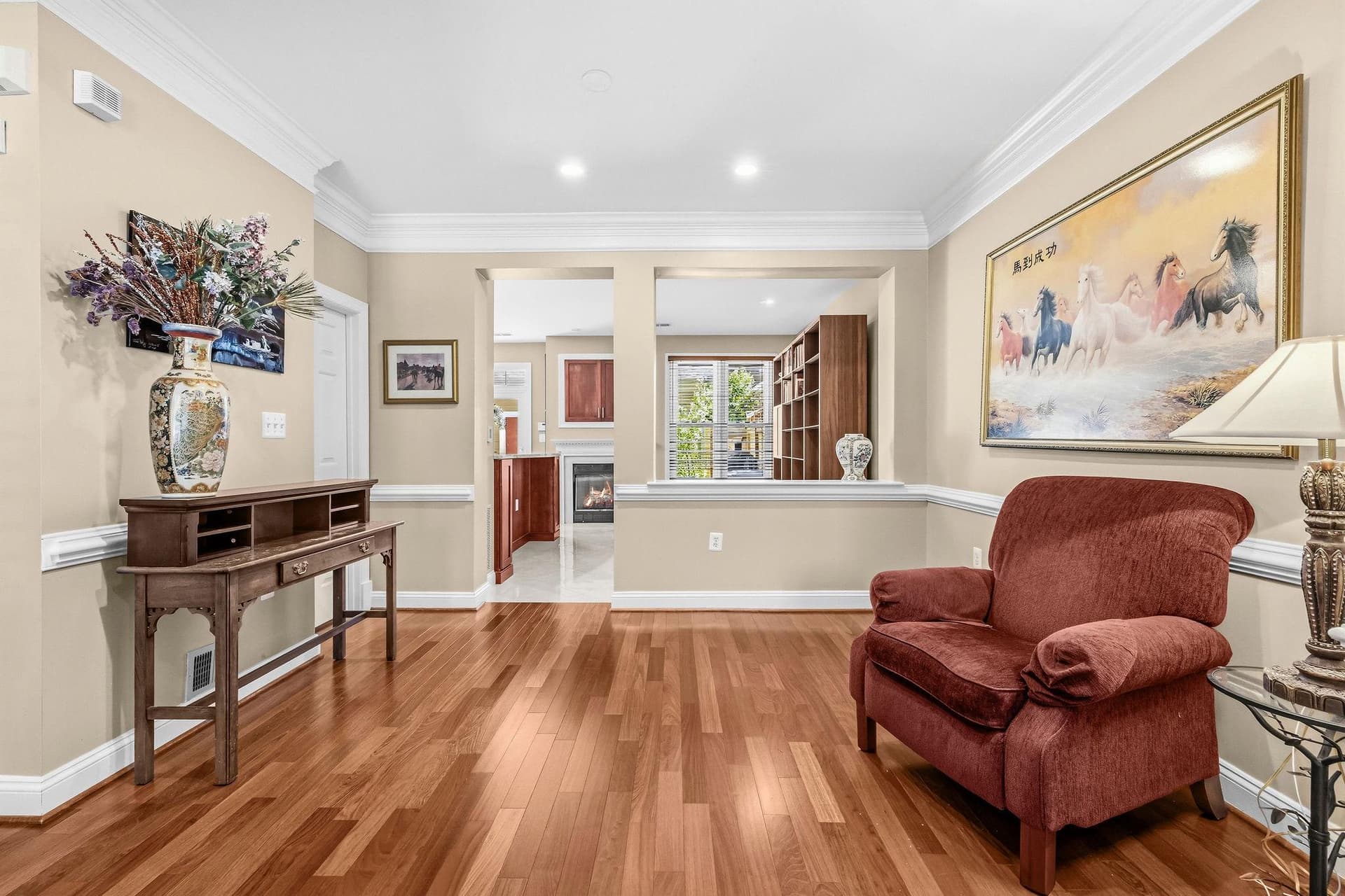 313 Hillwood Avenue photo 9
