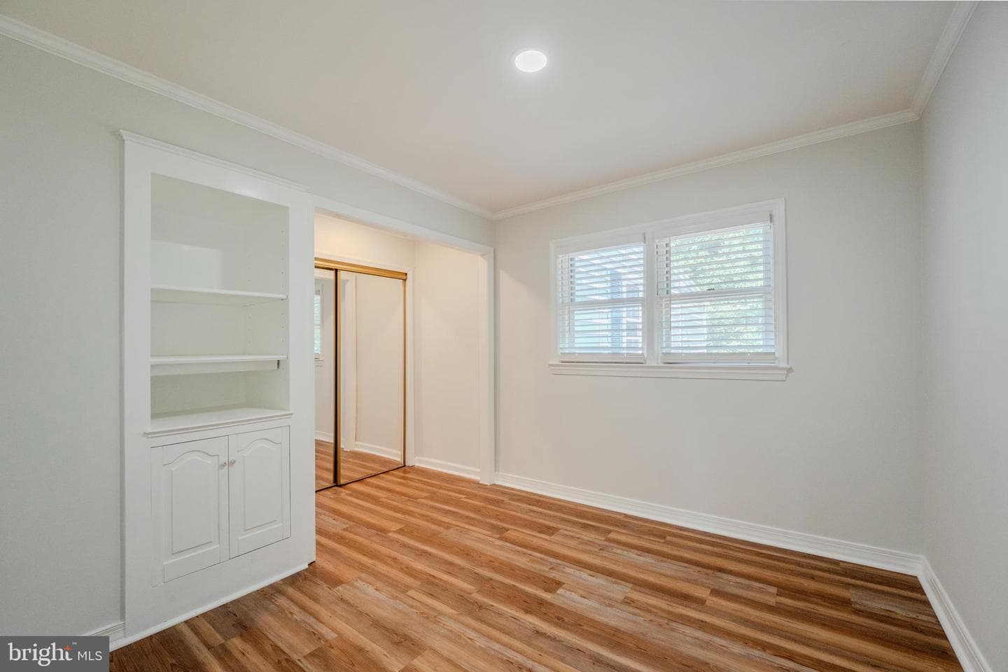 998 N Roosevelt Street photo 20