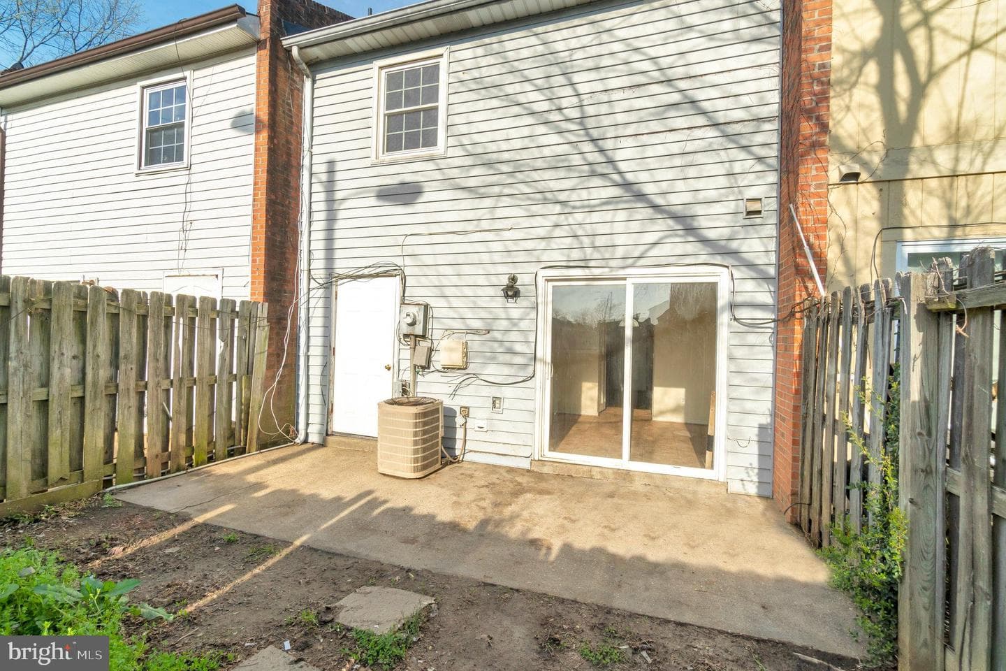 725 Denton Circle photo 12