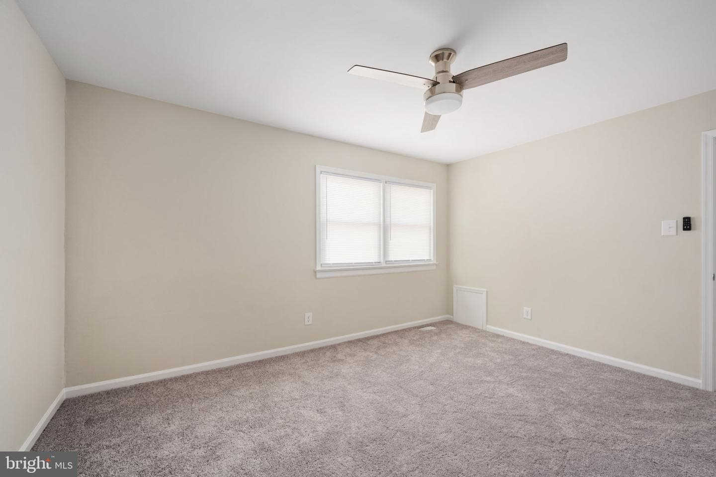 428 Rann Court photo 16