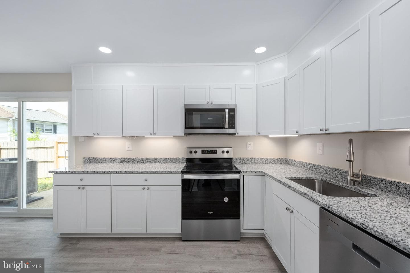 428 Rann Court photo 4