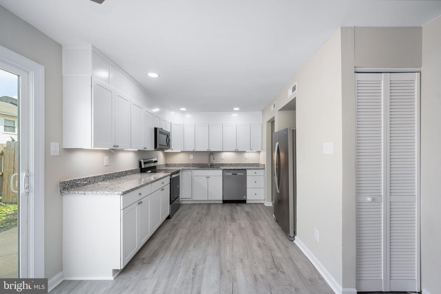 428 Rann Court photo 5