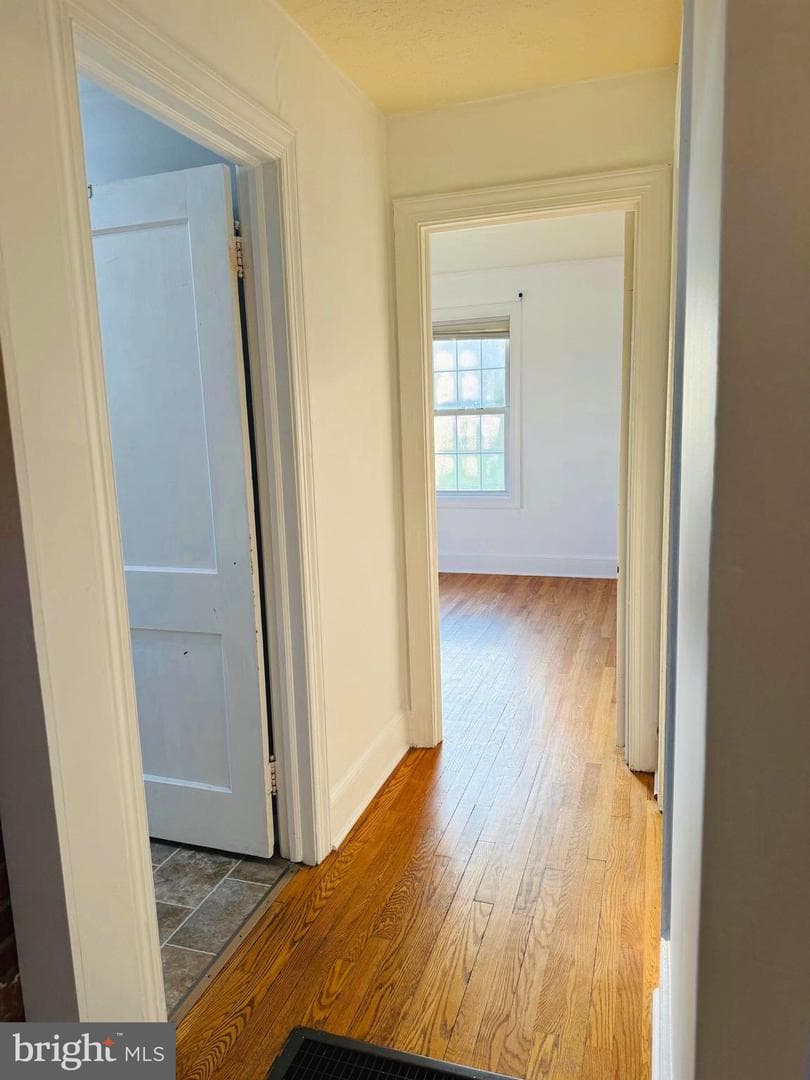 138 Ridgeway Street photo 15