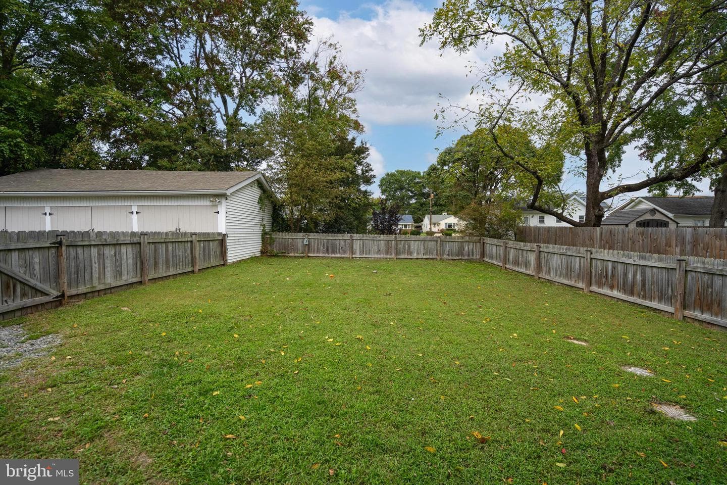 1225 Rowe Street photo 44