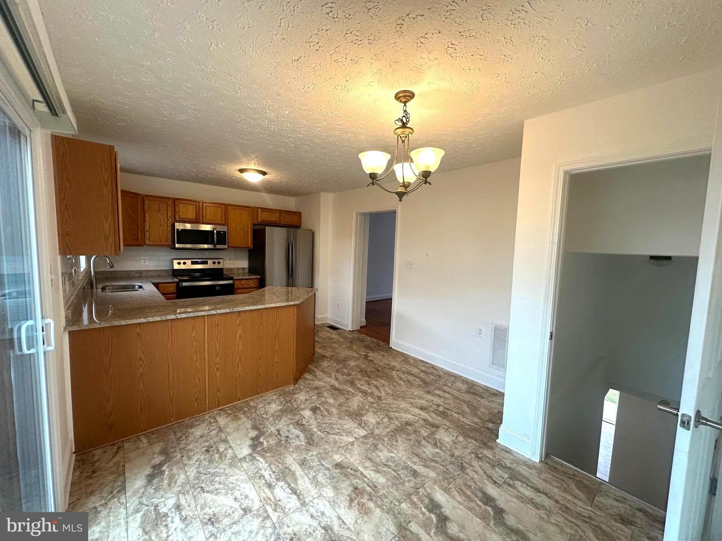 1601 Airport Avenue photo 12
