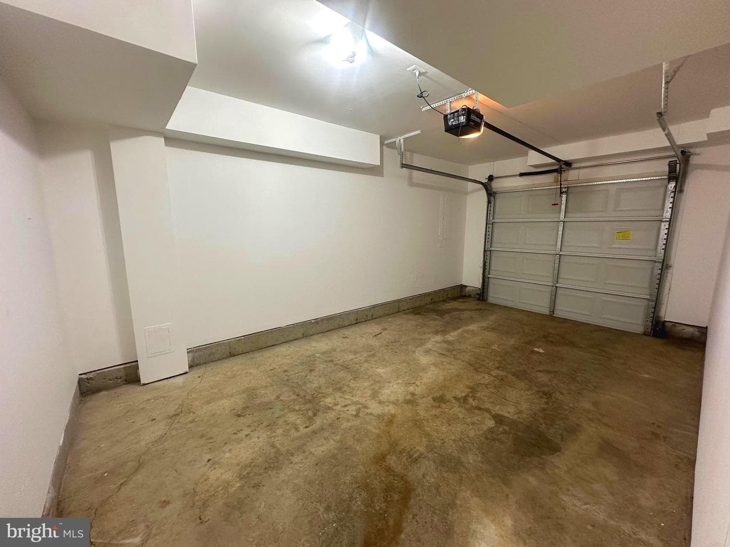 1601 Airport Avenue photo 34